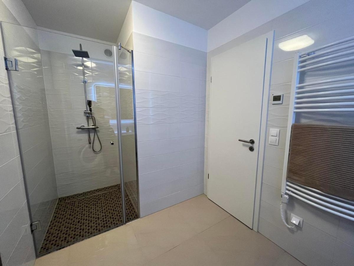 Swan Apartman - Keszthely Ngoại thất bức ảnh