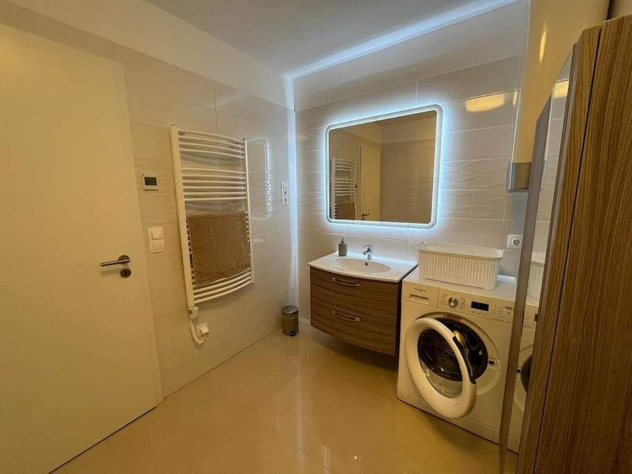 Swan Apartman - Keszthely Ngoại thất bức ảnh